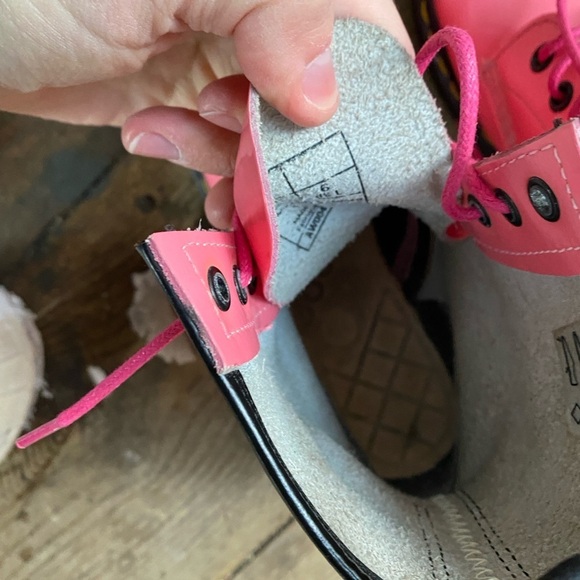 Dr. Marten 1460 W Bubblegum Pink Combat Patent Leather Boots Size 6 - Picture 8 of 10